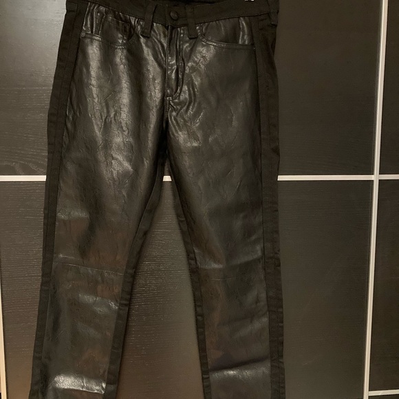 Buffalo Jeans - Picture 2 of 2